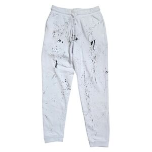 Reflex Stylish White Joggers with Black/Silver Splatter